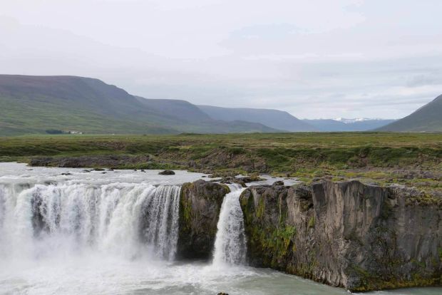 L1001343 ganzseitig darstellen